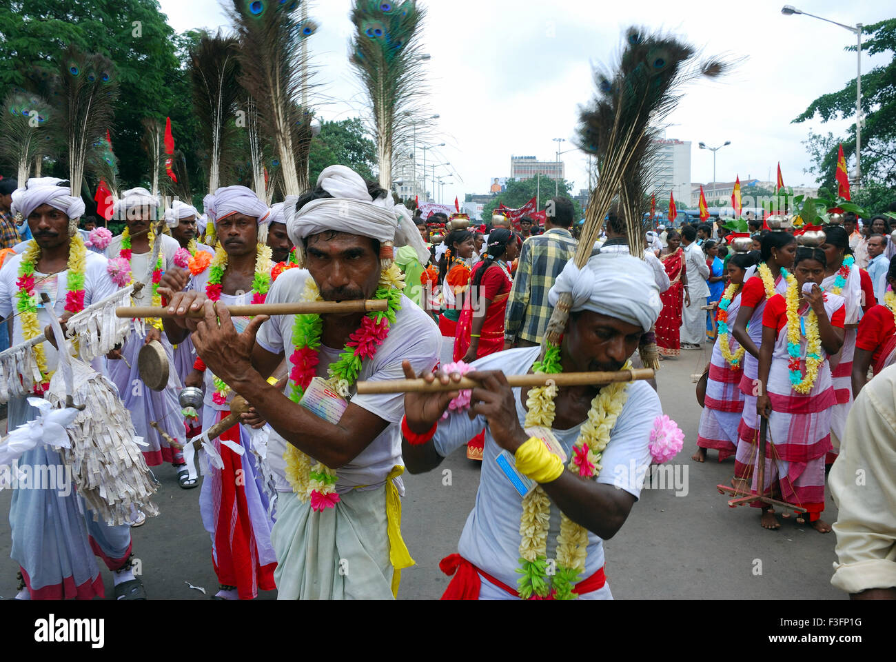 Des artistes de danse folklorique du Bengale Banque D'Images