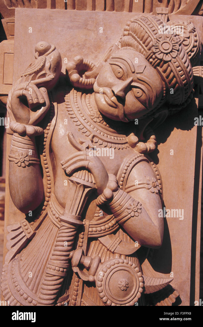 Sculpture en pierre de gate keeper à Palitana temples Jains ; Gujarat Inde ; Banque D'Images