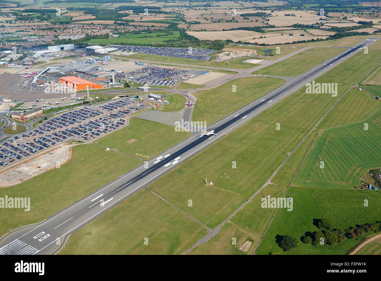 Une vue aérienne de l'aéroport de Luton, Angleterre du Sud-Est, Royaume-Uni Banque D'Images