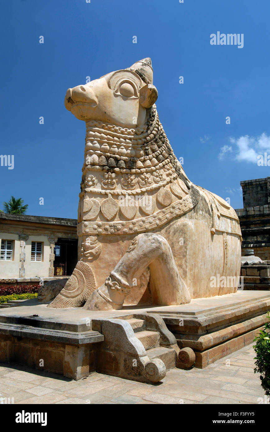 Statue de nandi Gangaikonda Cholapuram ; seigneur ; capitale de la Cholas ; temple de Shiva ; Tamil Nadu Inde ; Banque D'Images