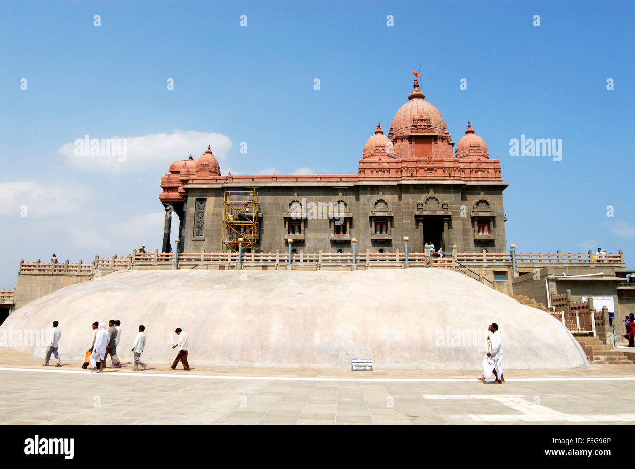 Vivekananda Mandapam ; 180 mètres de haut inaugurée en 1970 ; Vivekananda memorial rock à Kanyakumari ; Tamil Nadu Inde ; Banque D'Images