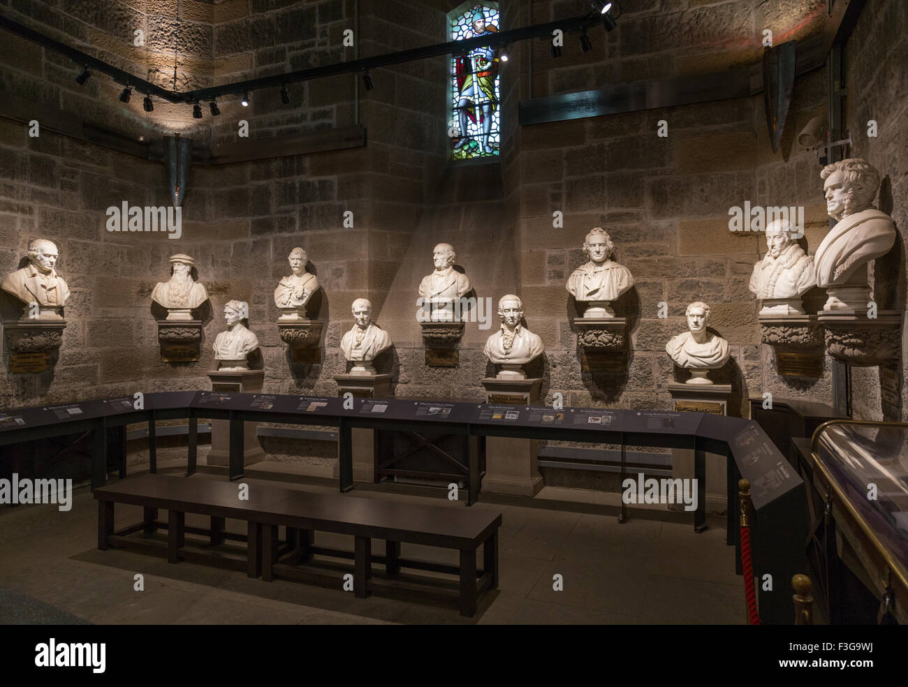 Le Panthéon des Héros à l'intérieur du Monument National à Wallace sur Abbey Craig, Stirling en Ecosse Banque D'Images