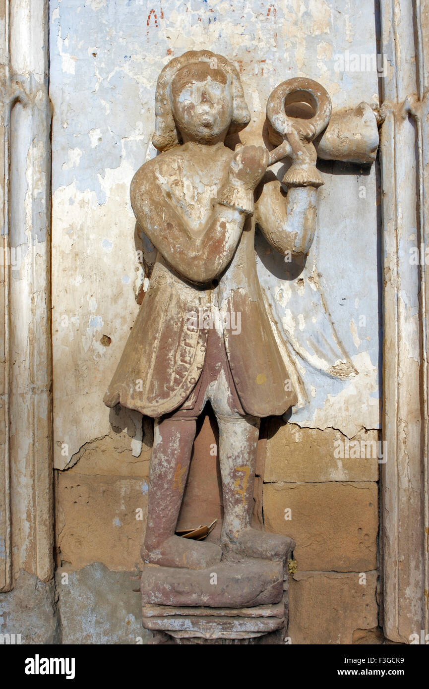 Sculpture de relief de mur ; garde anglaise ; Kutch ; Gujarat ; Inde ; Asie Banque D'Images