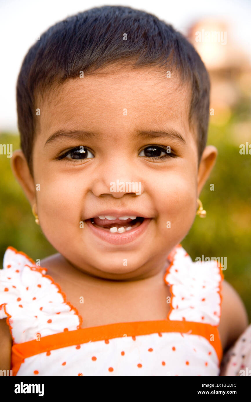 Bébé souriant d'un an, MR#201 Banque D'Images