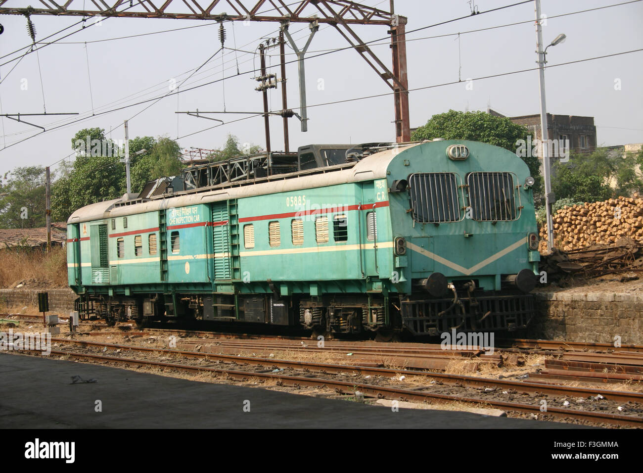 Moteur Loco sur la voie Banque D'Images