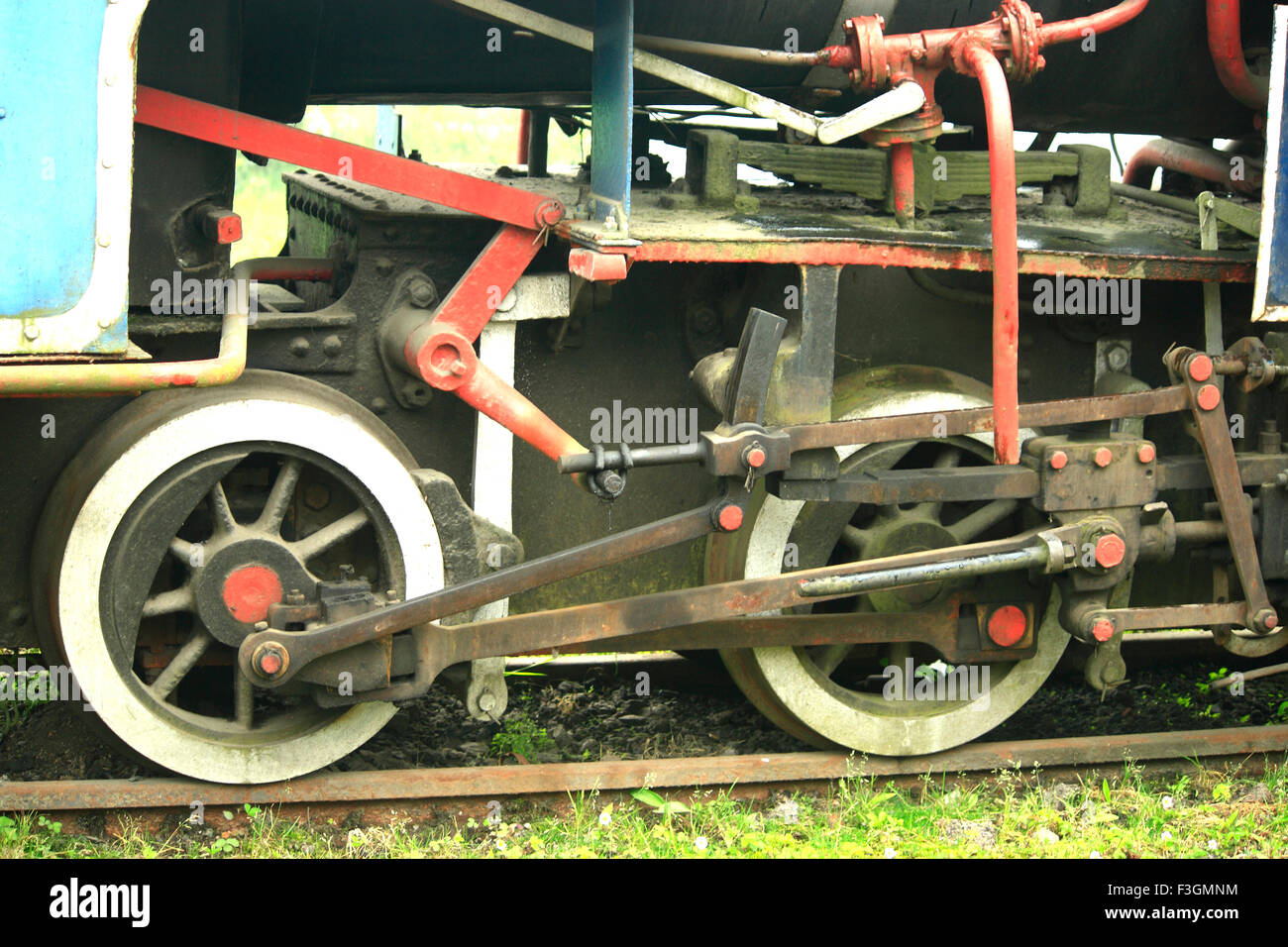 Partie de petit train à l'heure actuelle il n'est pas utilisé mis de côté à la station de Ghum Darjeeling ; ; ; l'ouest du Bengale en Inde Banque D'Images