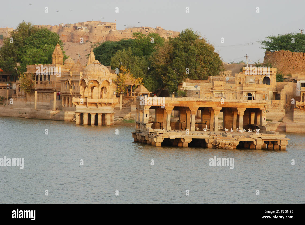Lac Gadisar, Jaisalmer, Rajasthan, Inde, Asie Banque D'Images