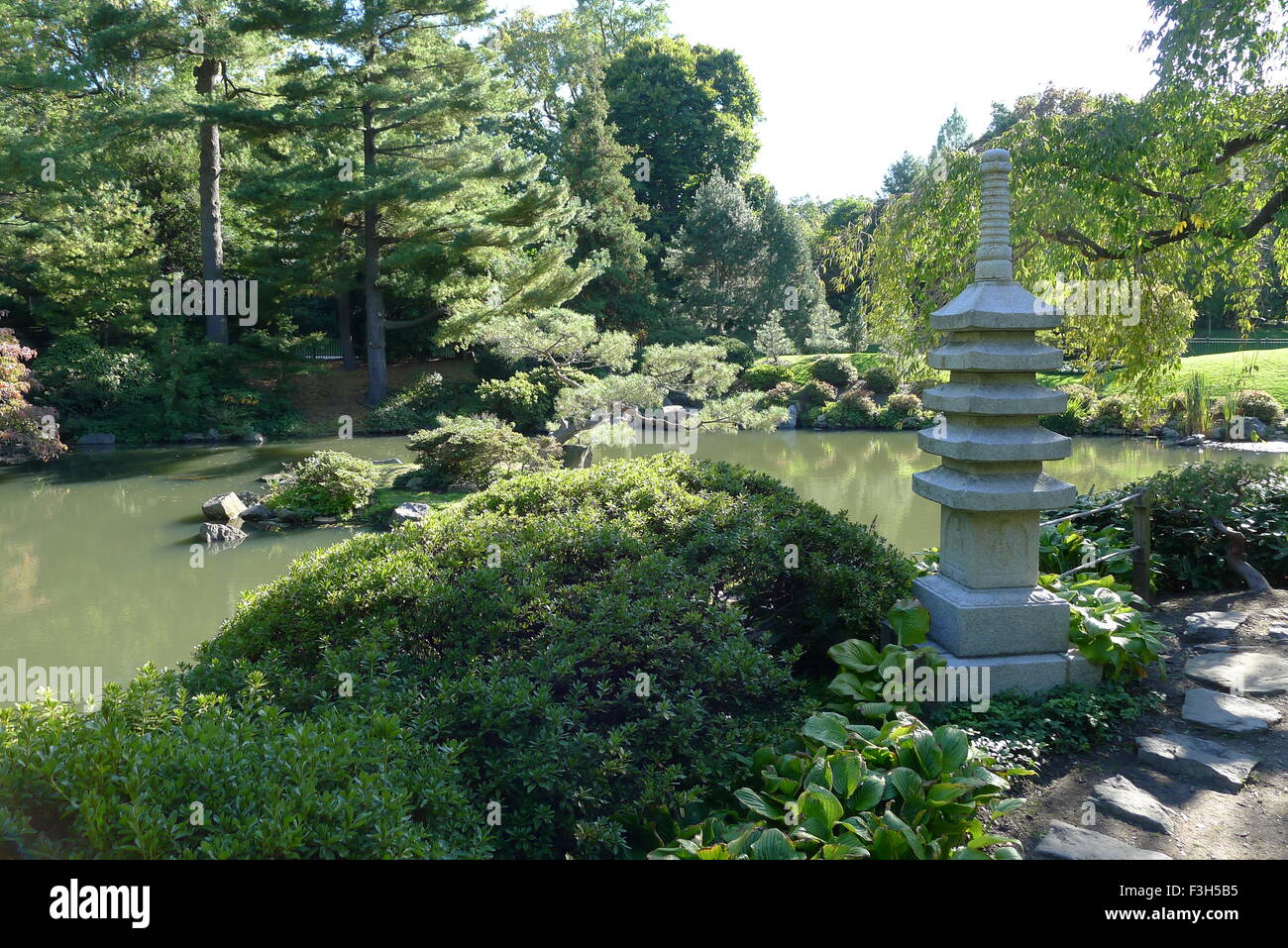 La pagode en pierre et un jardin japonais à Fairmount Park Banque D'Images