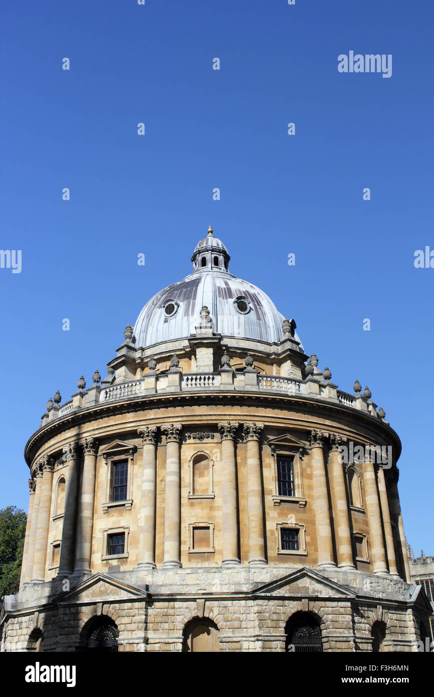 La Radcliffe Camera, Oxford, Angleterre, Royaume-Uni. Conçu par James Gibbs et construit entre 1737-1749 Banque D'Images