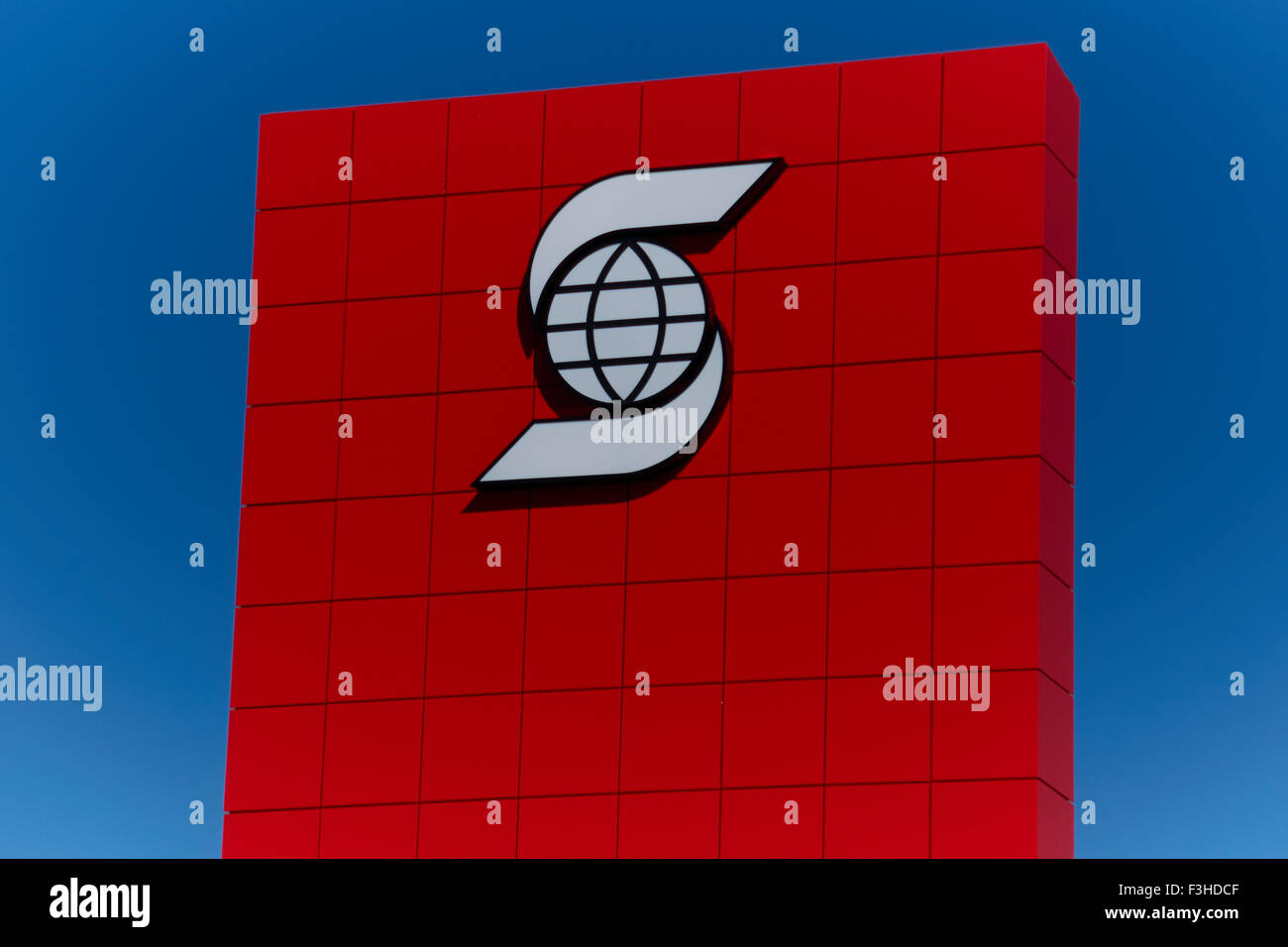 La Banque Scotia est le nom de marque de la Banque de Nouvelle-Écosse ce logo signe est à l'extérieur d'une banque de détail en Ontario, Canada Localisation Banque D'Images La Banque Scotia est le nom de marque de la Banque de Nouvelle-Écosse ce logo signe est à l'extérieur d'une banque de détail en Ontario, Canada Localisation Banque D'Images