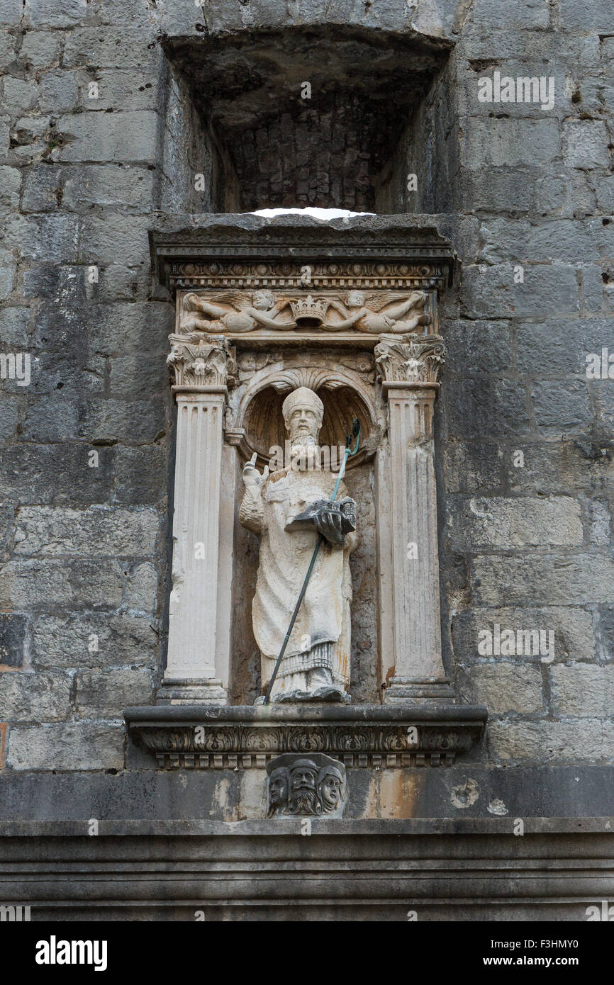 Statue de Saint Blaise à la vieille ville, la Porte Pile à Dubrovnik, Croatie. Banque D'Images