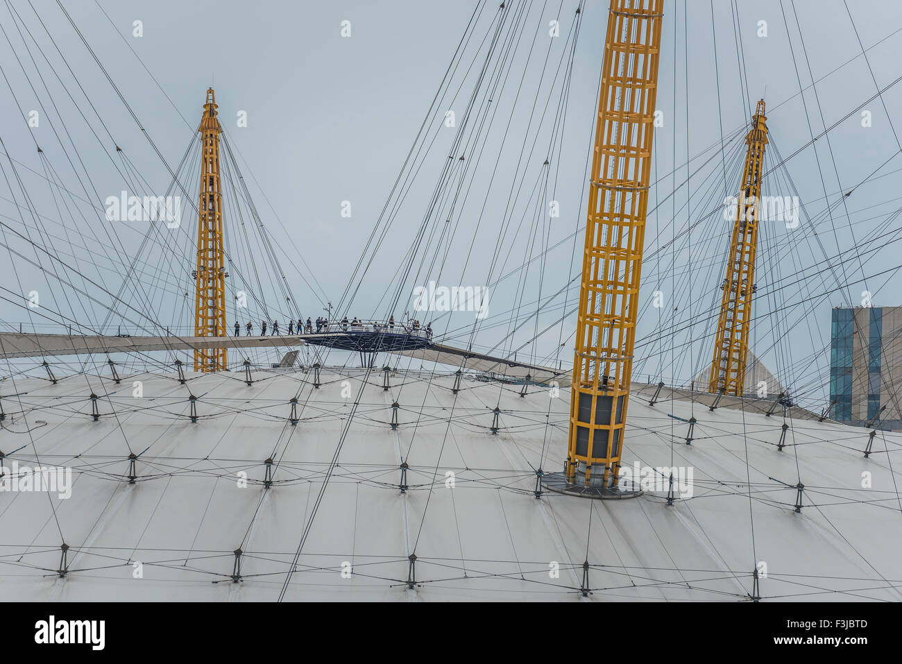 La vue sur la rivière prises au cours de la Royal Greenwich Tall Ships Festival. Banque D'Images