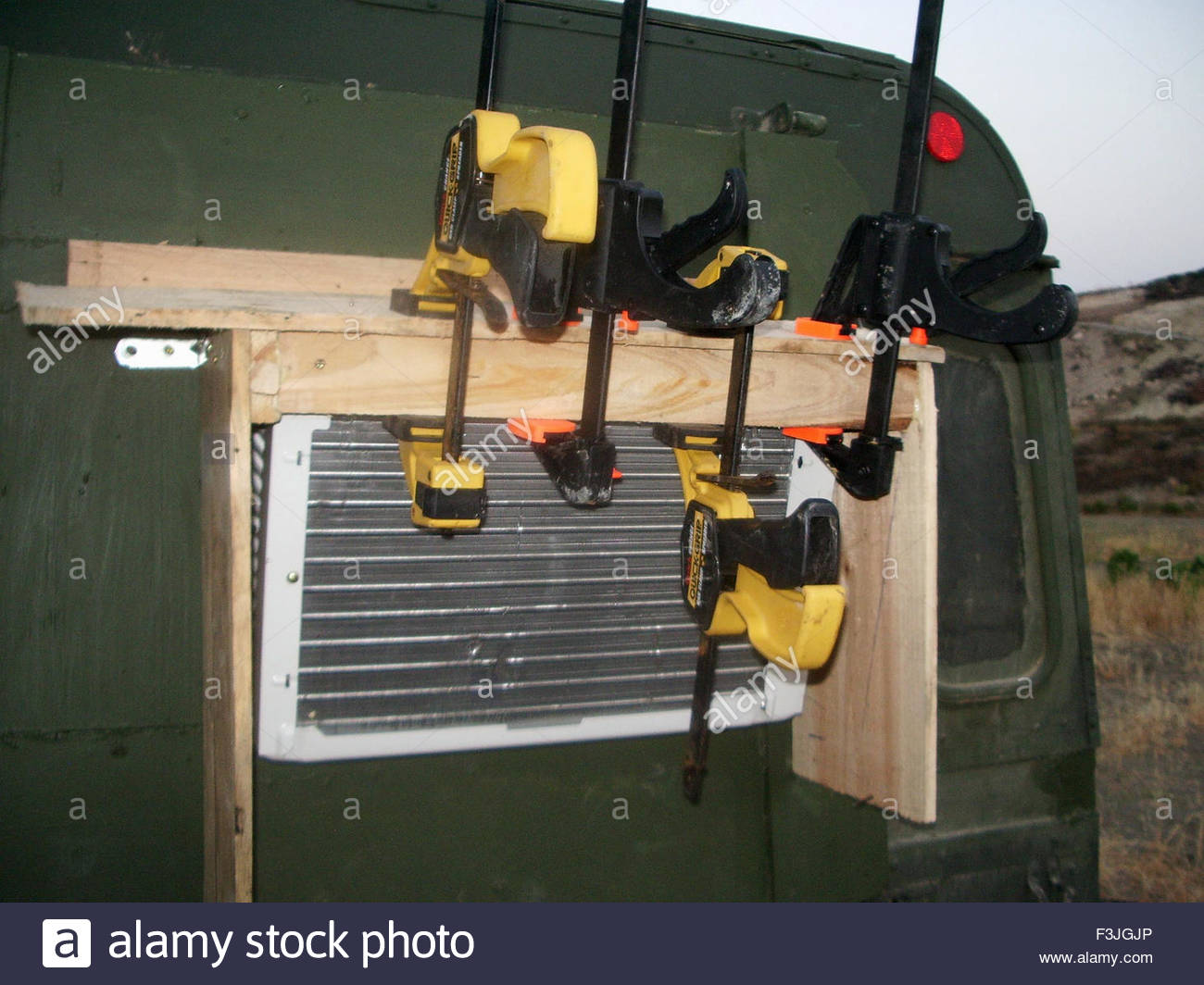 Land Rover Military 110 Defender Banque d'image et photos - Alamy