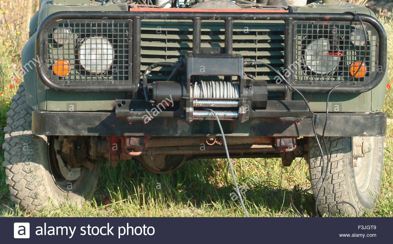 Land Rover Military 110 Defender Banque d'image et photos - Alamy
