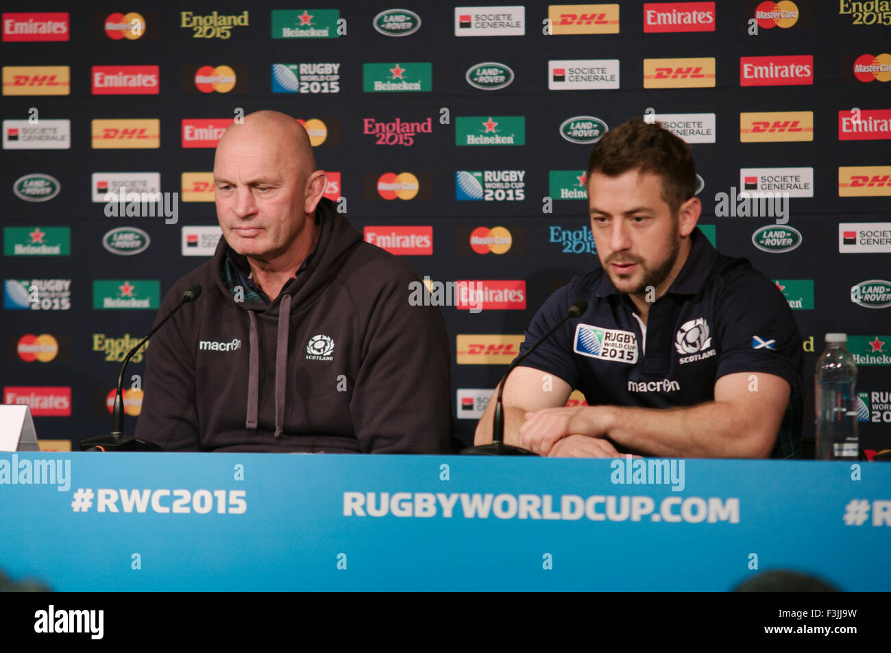 Newcastle sur Tyne, Royaume-Uni, 8 octobre 2015, la conférence de presse de l'Écosse après l'exécution du capitaine au St James Park avant leur match contre les Samoa dans la Coupe du Monde de Rugby 2015, Crédit : Colin Edwards/Alamy Live News Banque D'Images