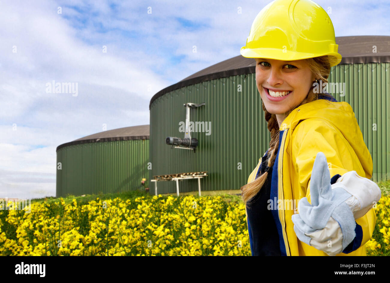 Jeune femme ferme avec thumb up Banque D'Images