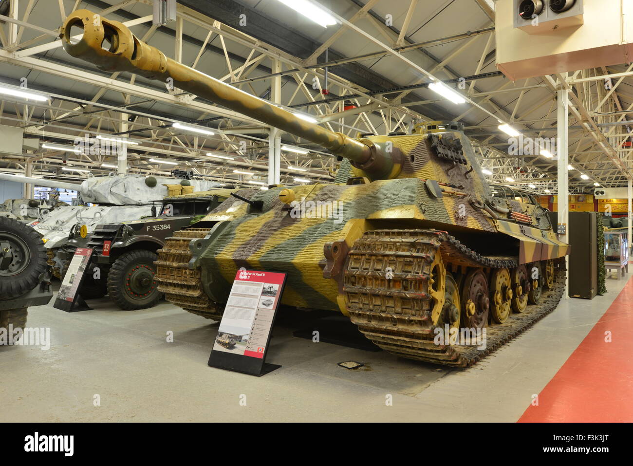 King tiger tank Banque de photographies et d’images à haute résolution ...