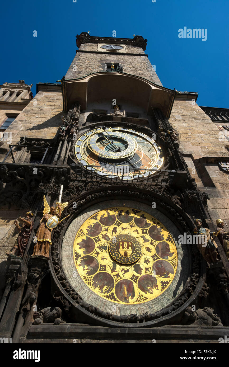 L'horloge astronomique, l'ancien Hôtel de Ville, Prague, République Tchèque Banque D'Images