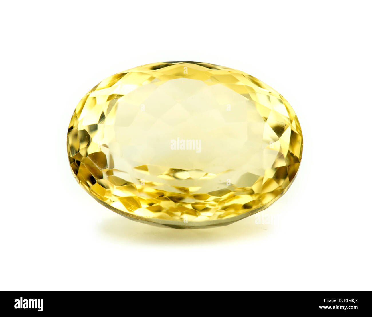 Belle citrine jaune naturel gemstone isolated on white Banque D'Images