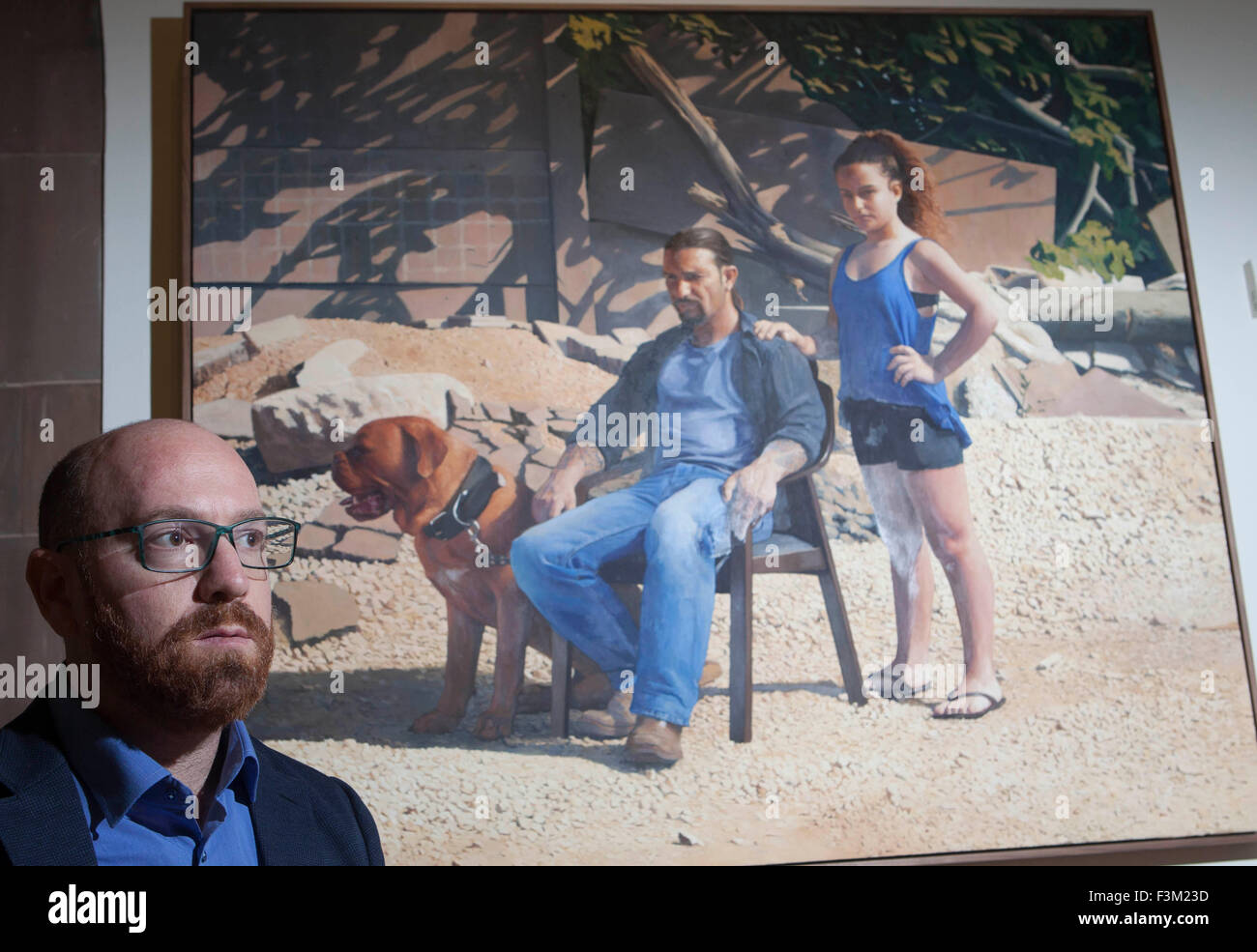 Édimbourg.UK. 09 octobre. Affichage portrait BP dans la région de Scottish National Portrait Gallery. BP Portrait Award afficher à Édimbourg le 10 octobre 2015 - 28 février 2016. Ben-Cnaan Matan imagée, auteur de la 1er prix avec Annabelle et Guy. 2015. Pako Mera/Alamy Live News. Banque D'Images