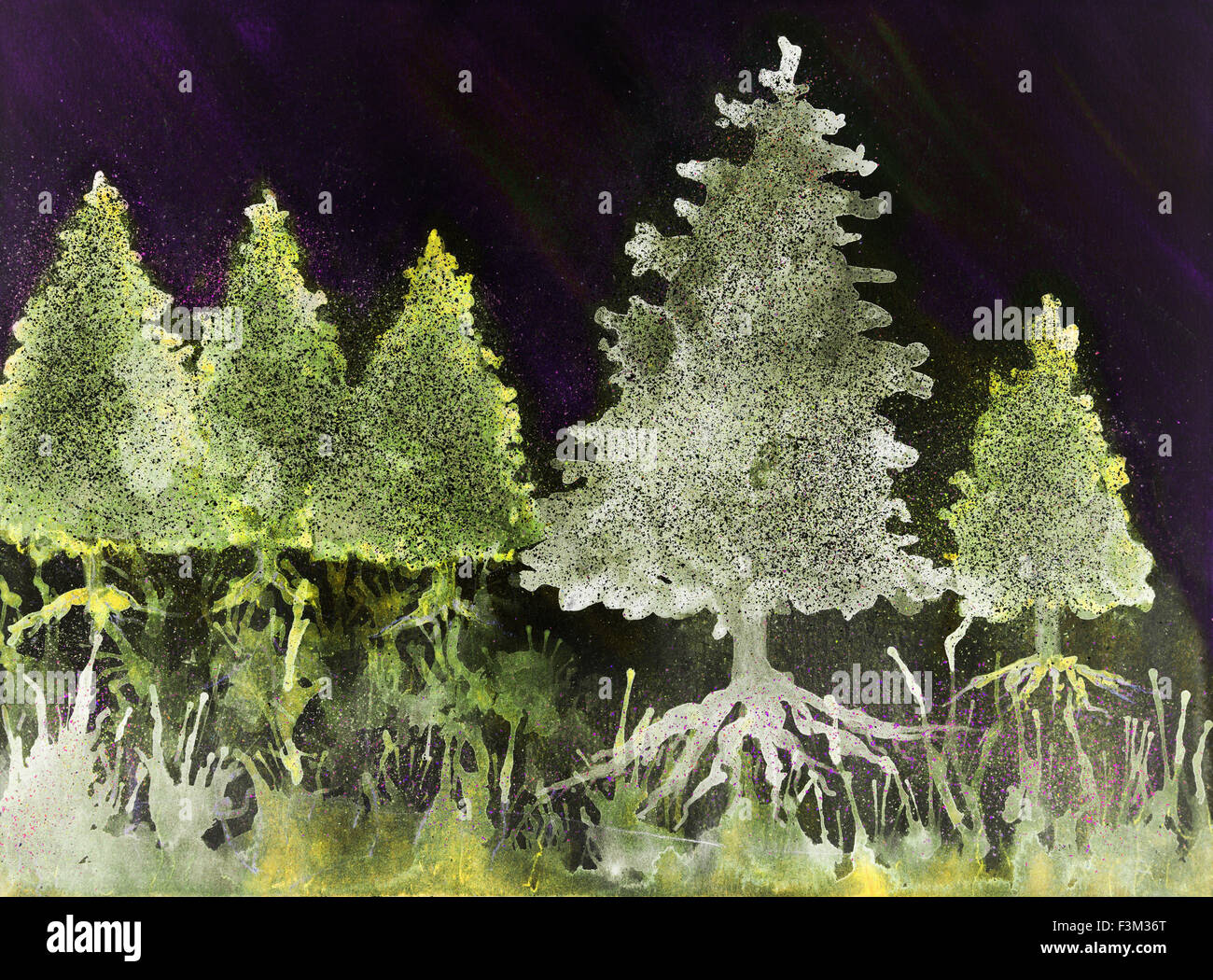 Les arbres de Noël psychédélique dans la nuit. La touche technique donne un effet de flou en raison de la modification de la rugosité de surface o Banque D'Images