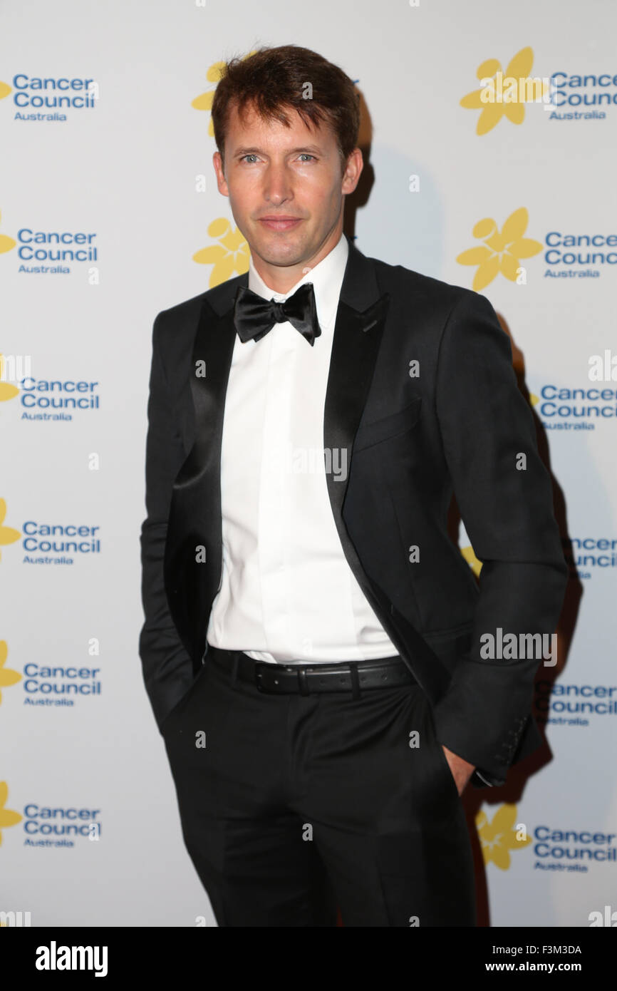 Sydney, Australie. 9 octobre 2015. La chanteuse et juge de X Factor James Blunt arrive sur le tapis rouge au Cancer Council Australia's émeraudes & Ivy à Sydney Town Hall. Crédit : Richard Milnes/Alamy Live News Banque D'Images