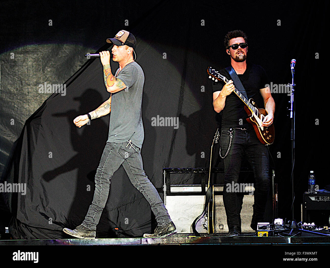 Dallas Smith en performance à l'éjecteur Pays Stampede. Banque D'Images