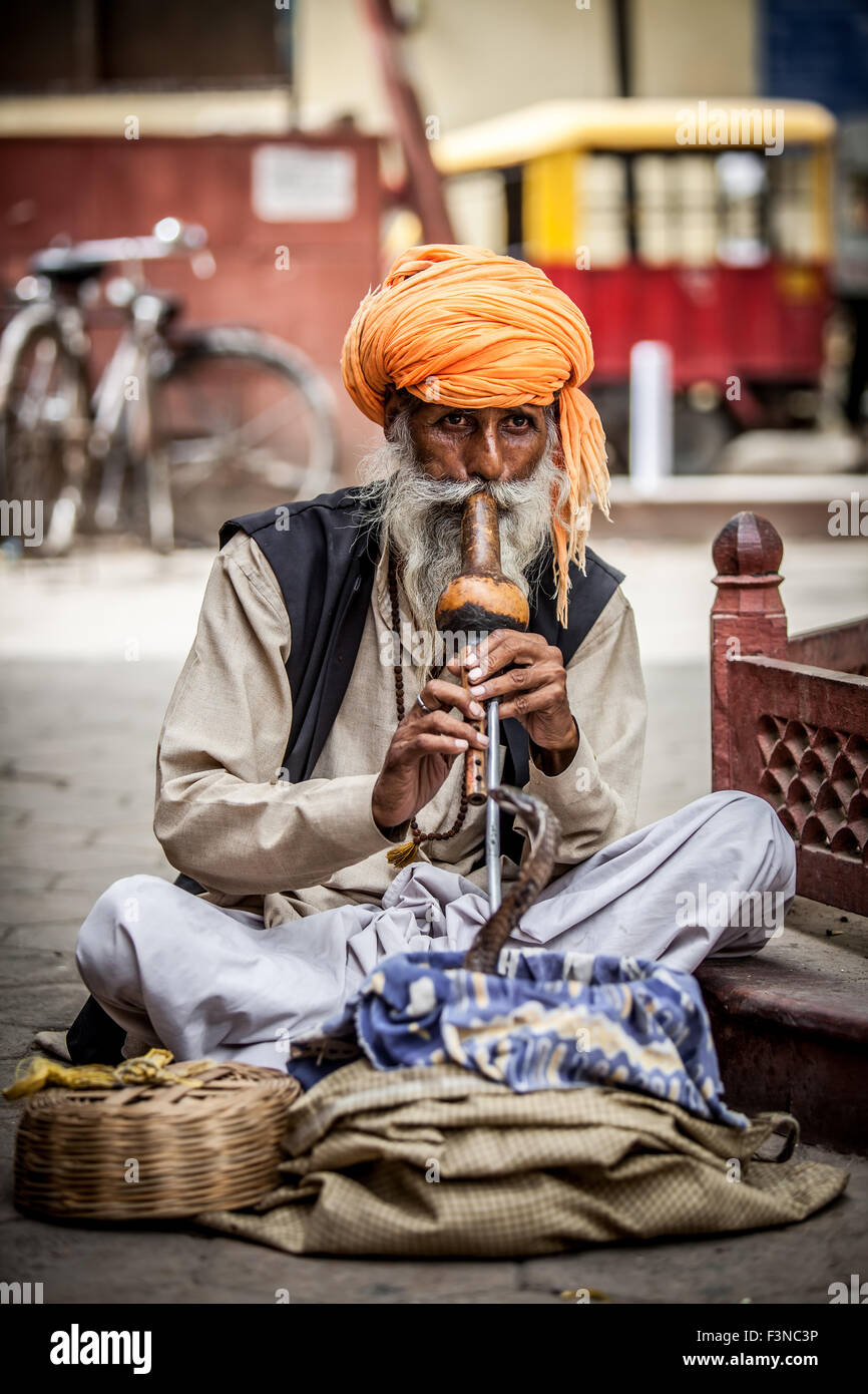 Photo street charmeur de serpent. L'Inde. Banque D'Images