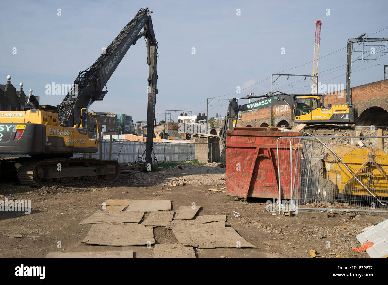 Octobre 2015 : les travaux de construction sur le réaménagement du Camden Lock Market dans Camden Lock Village par MACE group au nom des propriétaires Labtech. Banque D'Images