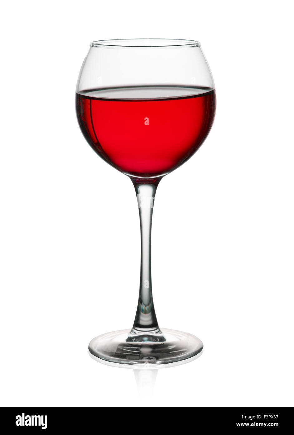 Verre à vin rouge isolé sur fond blanc. Banque D'Images