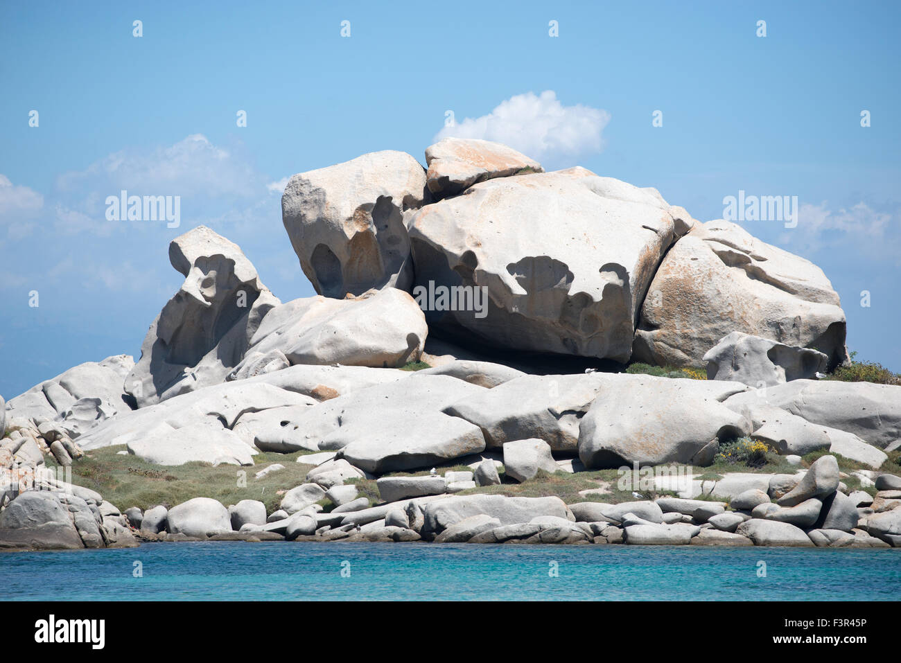 Paysage rocailleux à Iles Lavezzi, Bonifacio, Corse, France Banque D'Images