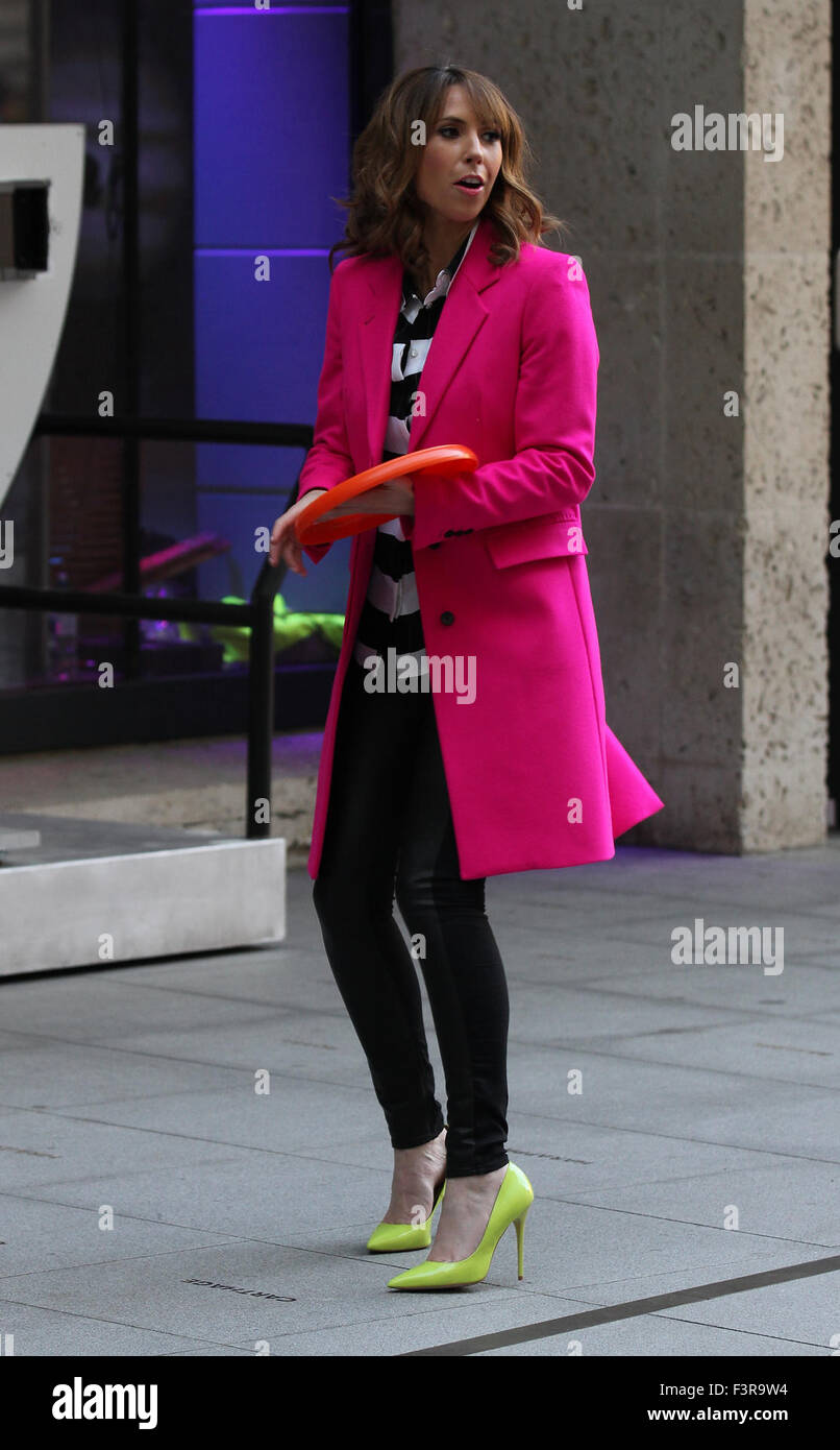 Alex Jones tournage pour la BBC One Show en dehors de la BBC à Londres, UK 2014 Banque D'Images