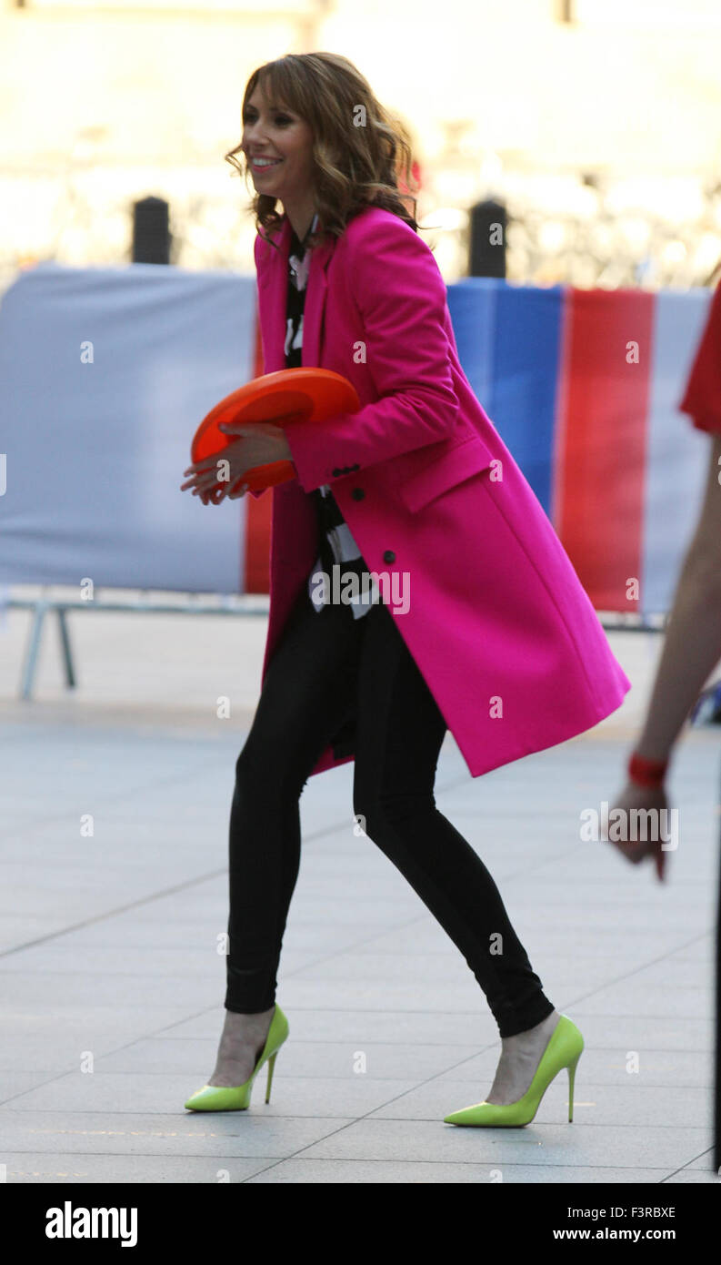 Alex Jones tournage pour la BBC One Show en dehors de la BBC à Londres, UK 2014 Banque D'Images