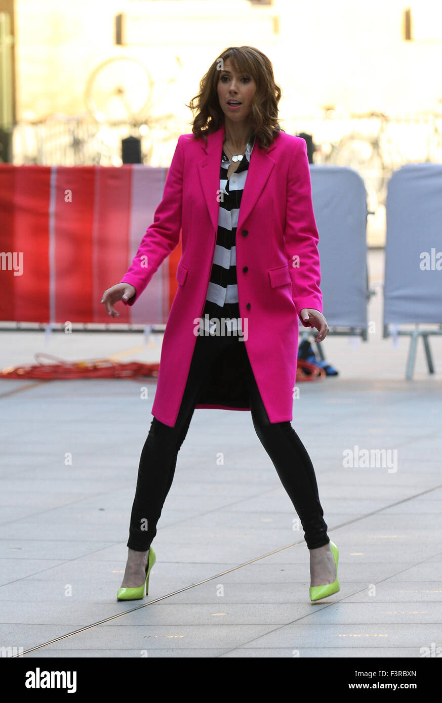 Alex Jones tournage pour la BBC One Show en dehors de la BBC à Londres, UK 2014 Banque D'Images