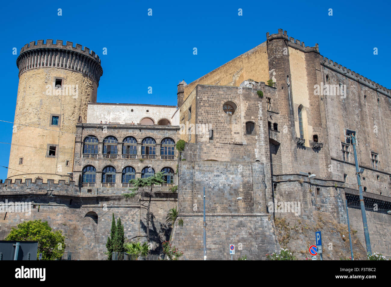 Le Castel Nuovo, Naples, Italie Banque D'Images