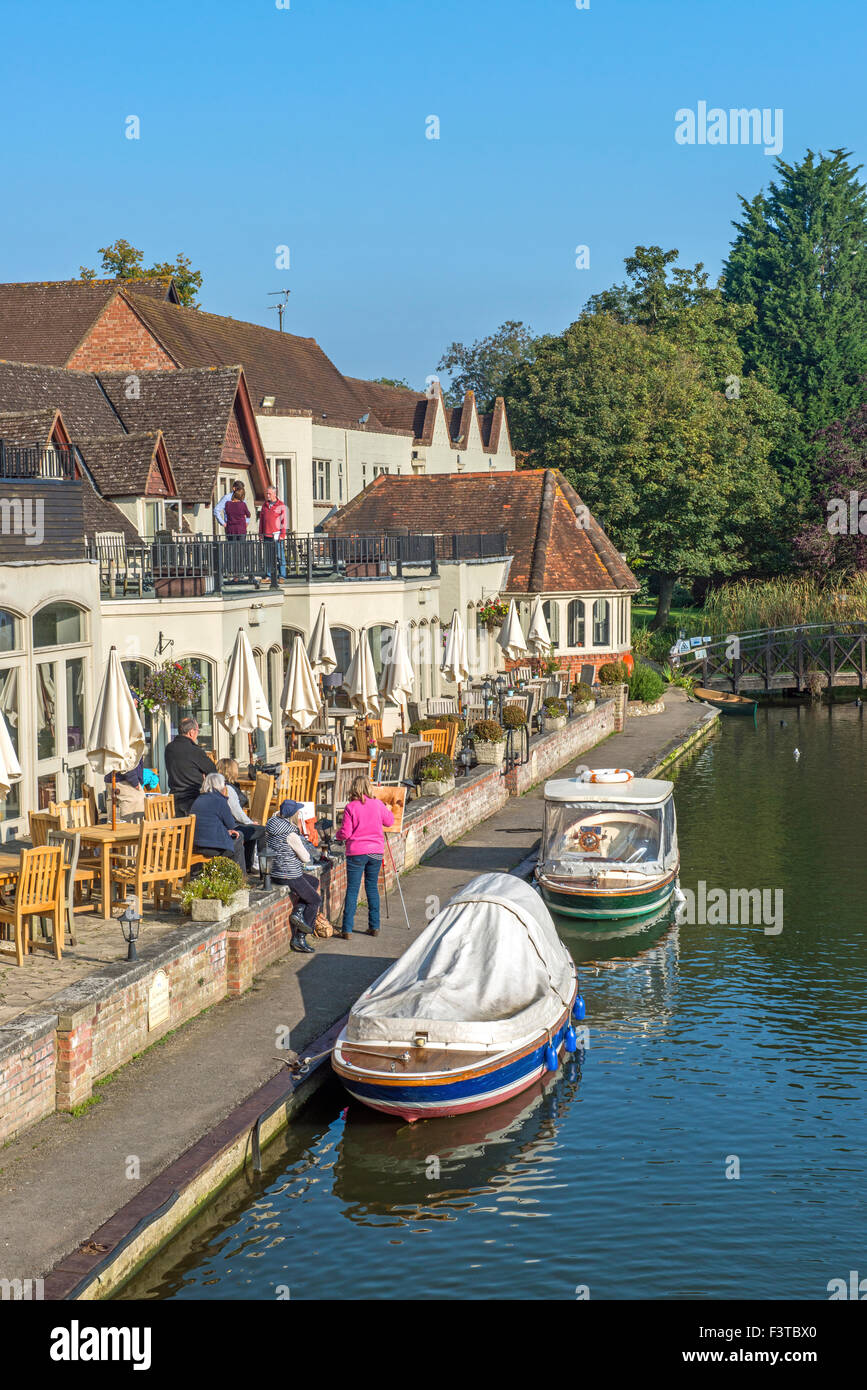 Le Swan at Streatley, sur la Tamise à West Berkshire, England, UK Banque D'Images