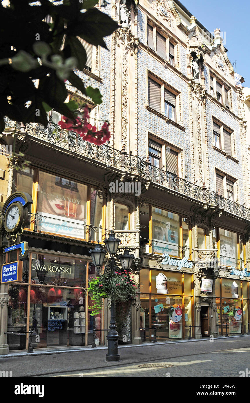 Dans la rue commerçante Vaci utca Budapest Banque D'Images