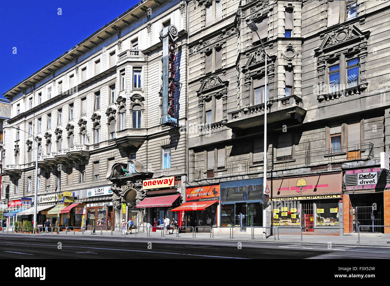 La rue Rákóczi à Budapest, Hongrie, Europe Banque D'Images