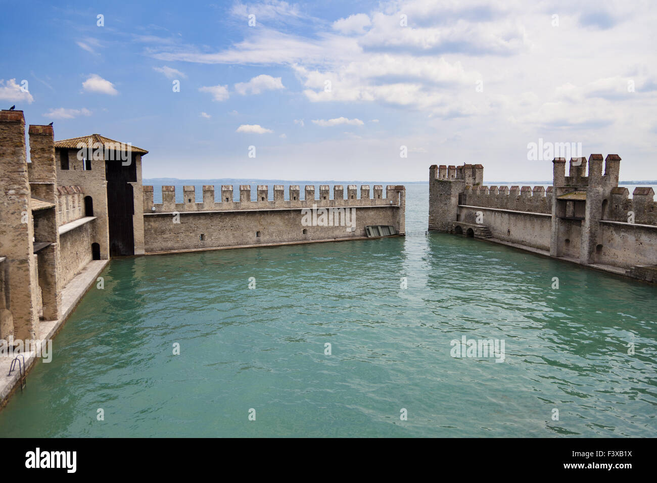 Forteresse de Scaliger à Sirmione sur le lac de garde Banque D'Images