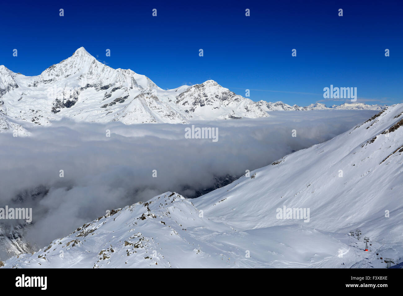 Neige De Lhiver Weisshorn Montagne Le Plus Haut Sommet