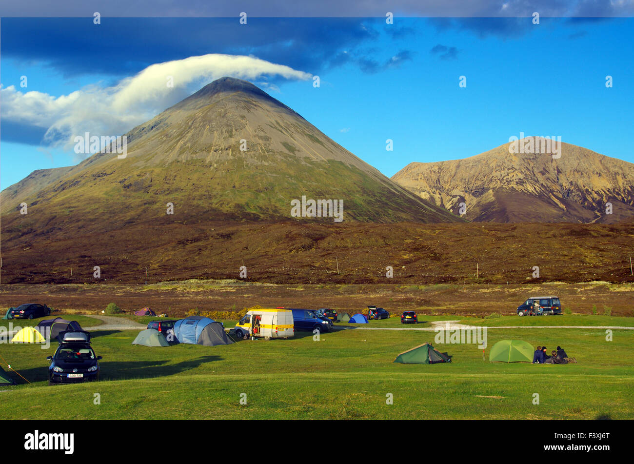 Camping à proximité de l'Cullins Banque D'Images