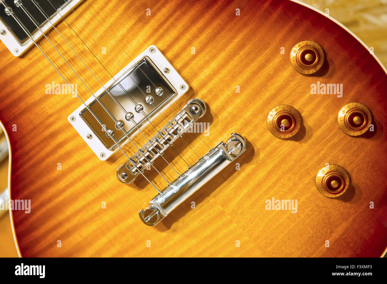 Sunburst guitare électrique Banque D'Images