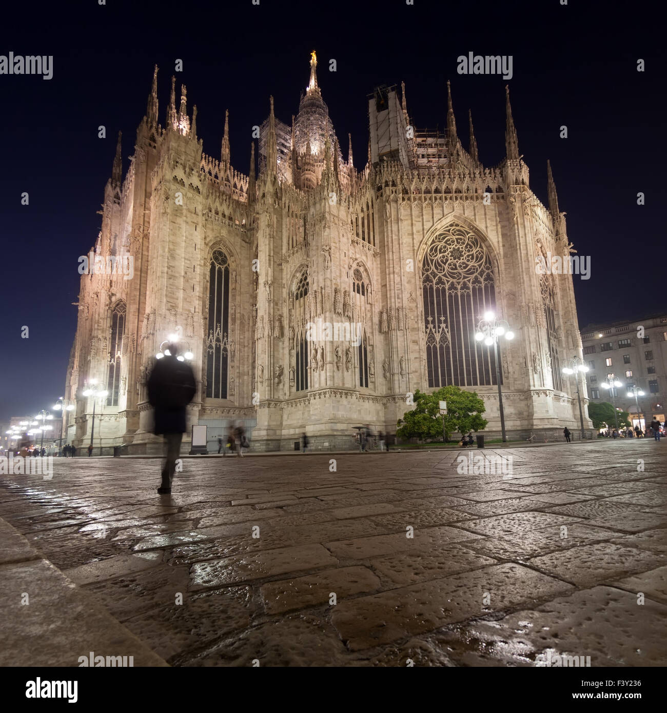 La cathédrale de Milan de nuit Banque D'Images