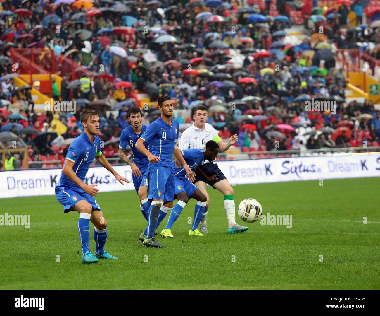 Vicenza, Italie. 13 octobre, 2015. Championnat de l'UEFA des moins de 21 tour de qualification, match de football entre l'Italie et de la République d'Irlande au stade Romeo menti. Crédit : FC Italie/Alamy Live News Banque D'Images