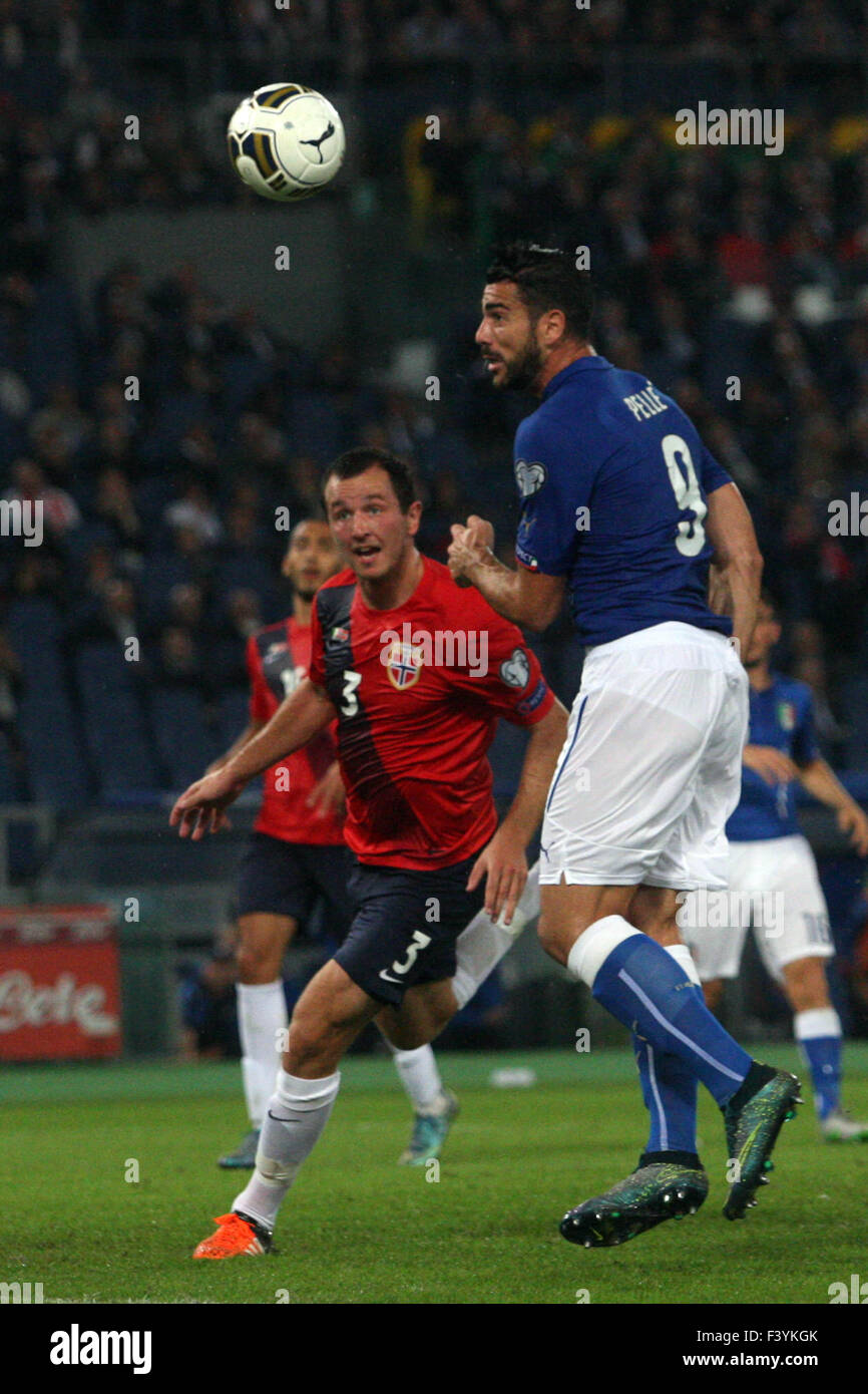 Rome, Italie , Olimpyc Stadium le 13 octobre 2015. Football / Soccer : France 2016 européen de qualification : le Groupe h, l'Italie contre la Norvège Italie gagne le match, score Tettey (Ni) Florenzi (ita) Pellè (ita) (photo : Marco Iacobucci/Alamy live news) Banque D'Images