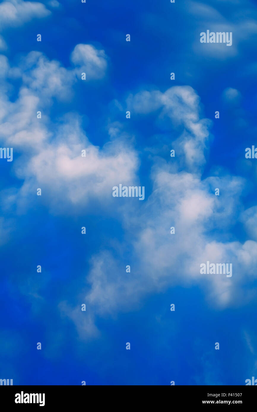 Matin, le fond de ciel. Cloudscape Banque D'Images