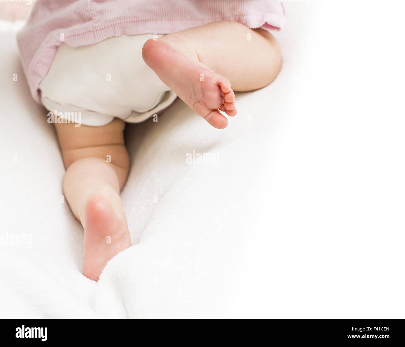 Toddler crawling Banque D'Images