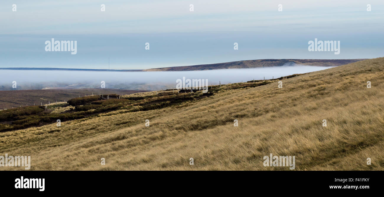 Snake Pass se remplit de nuage glissant Banque D'Images Snake Pass se remplit de nuage glissant Banque D'Images