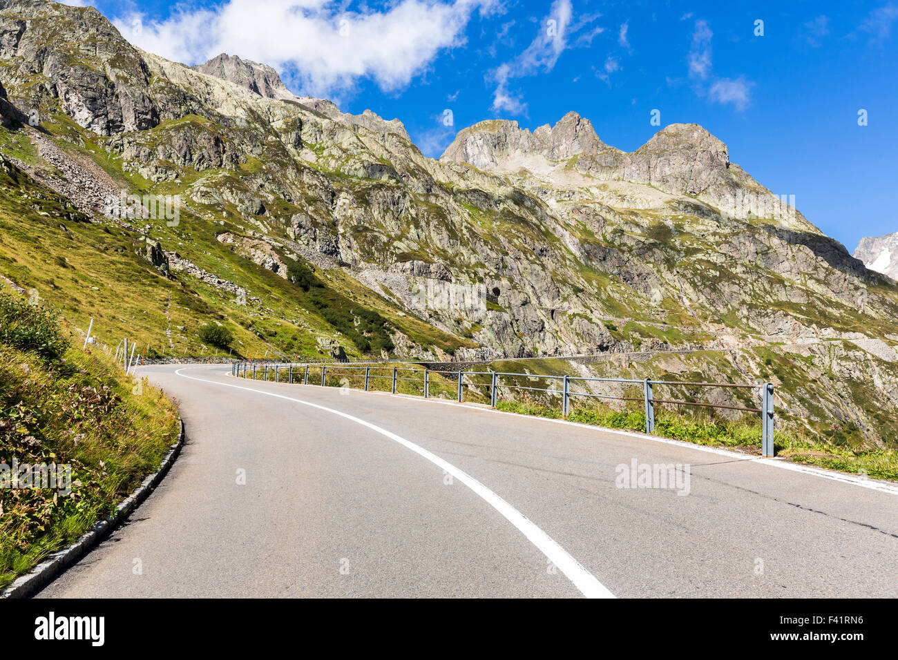 Route du col de montagne Sustenpass, Meiental, Canton d'Uri, Suisse Banque D'Images