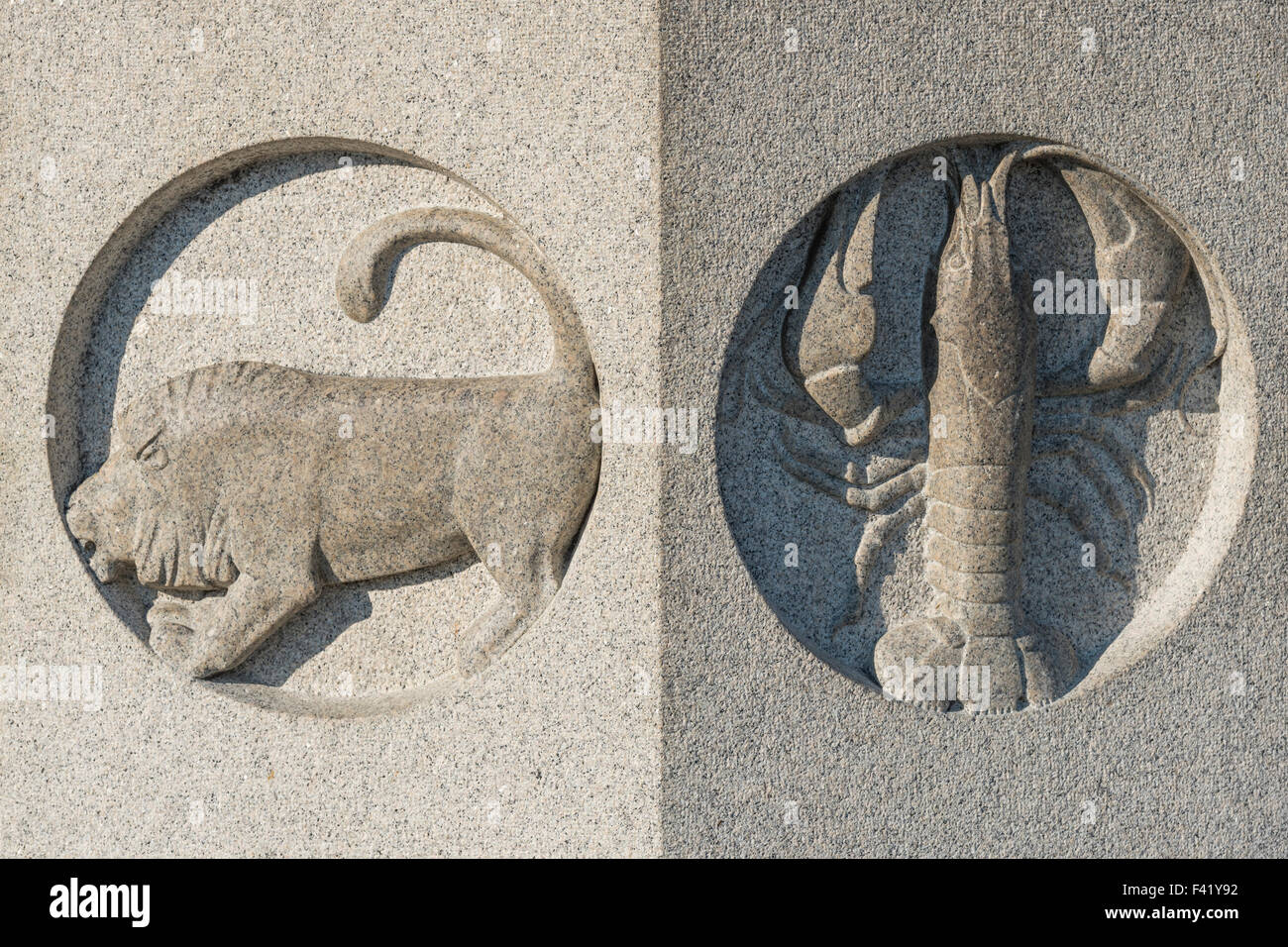 Le lion et le cancer, par l'allégement de granit, Gustav Vigeland Sculpture Park Vigeland, Frognerparken, Frogner, Oslo, Norvège Banque D'Images